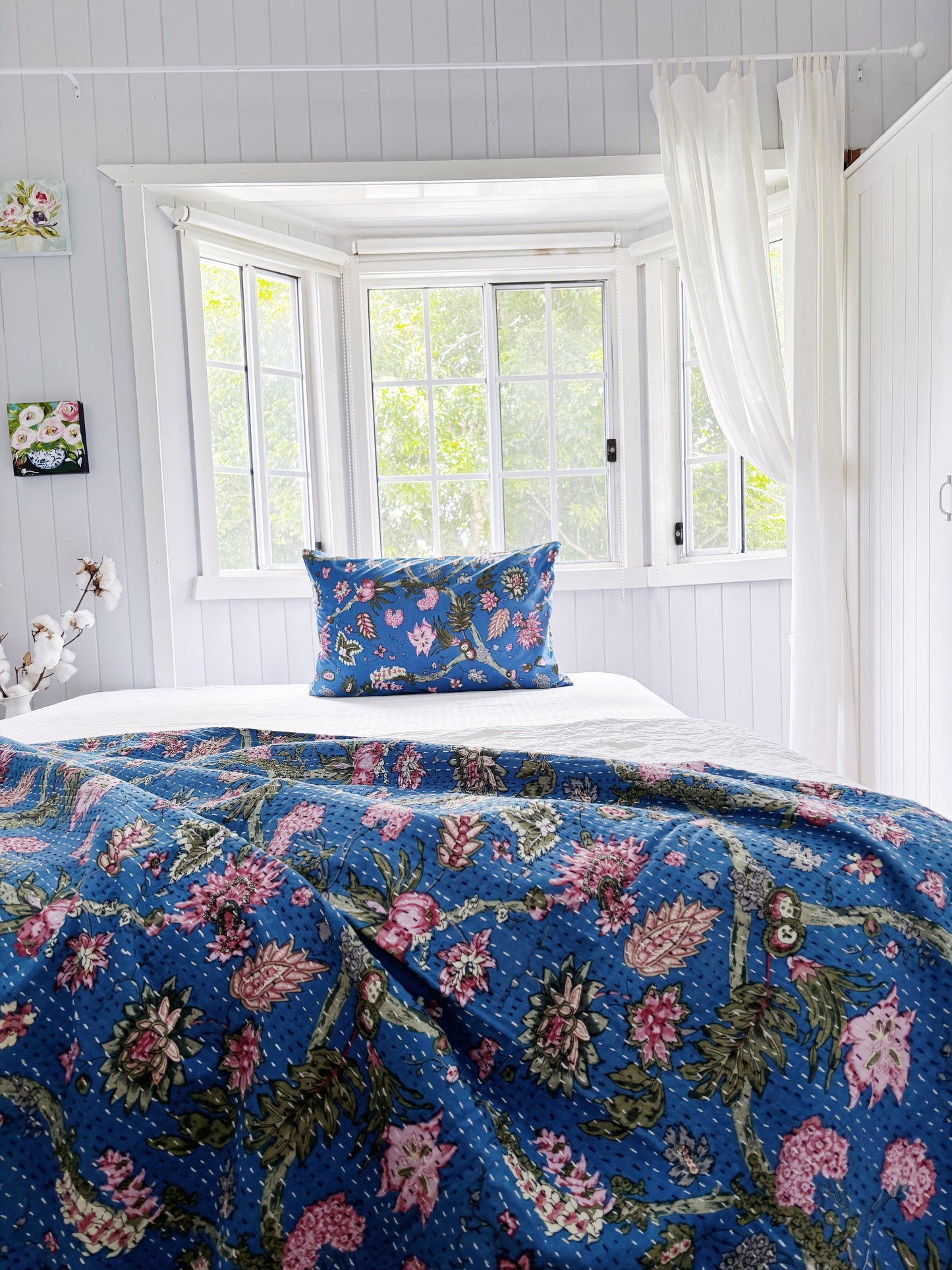 Hydrangea Blue Jardin Floral Kantha Quilt
