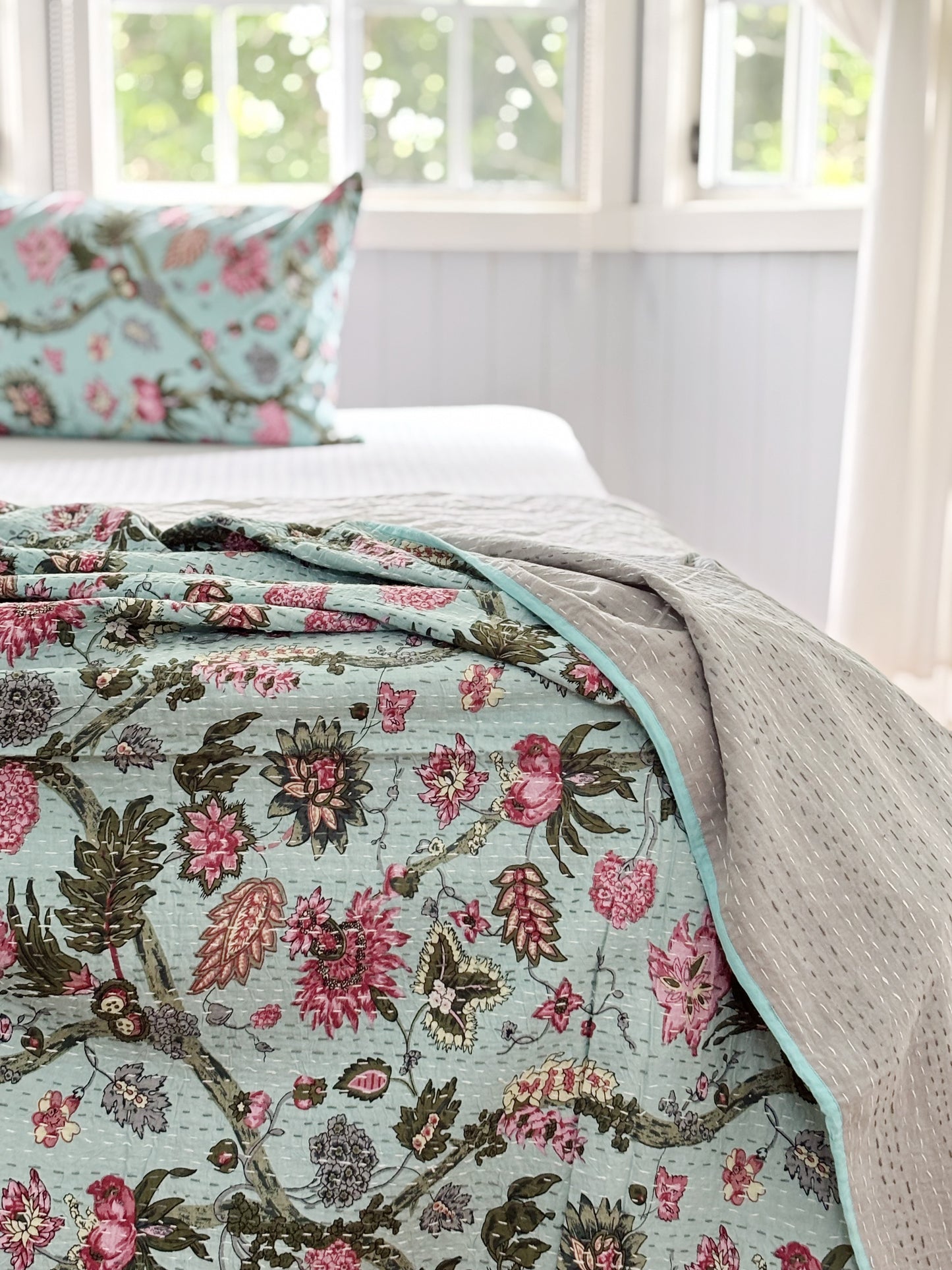 Mint Green Jardin Floral Kantha Quilt