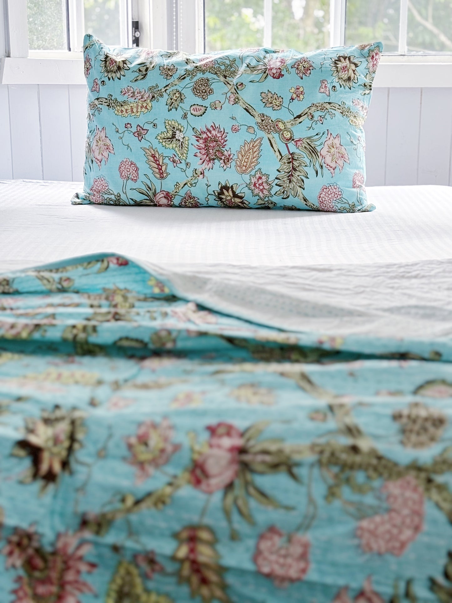 Aqua Blue Jardin Floral Kantha Quilt