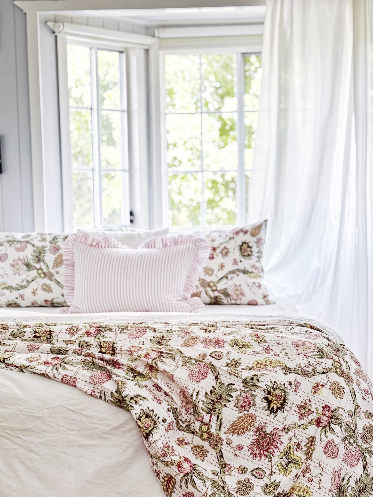 Jardin Cottage Kantha Quilt Bundle