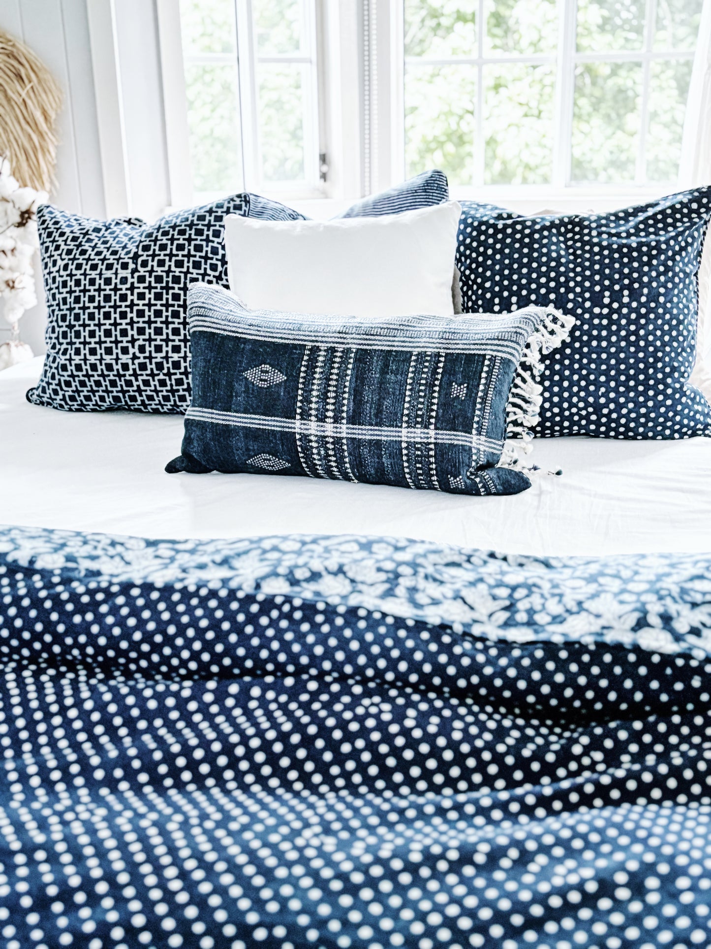 Indigo Hamptons Floral Quilt Cover