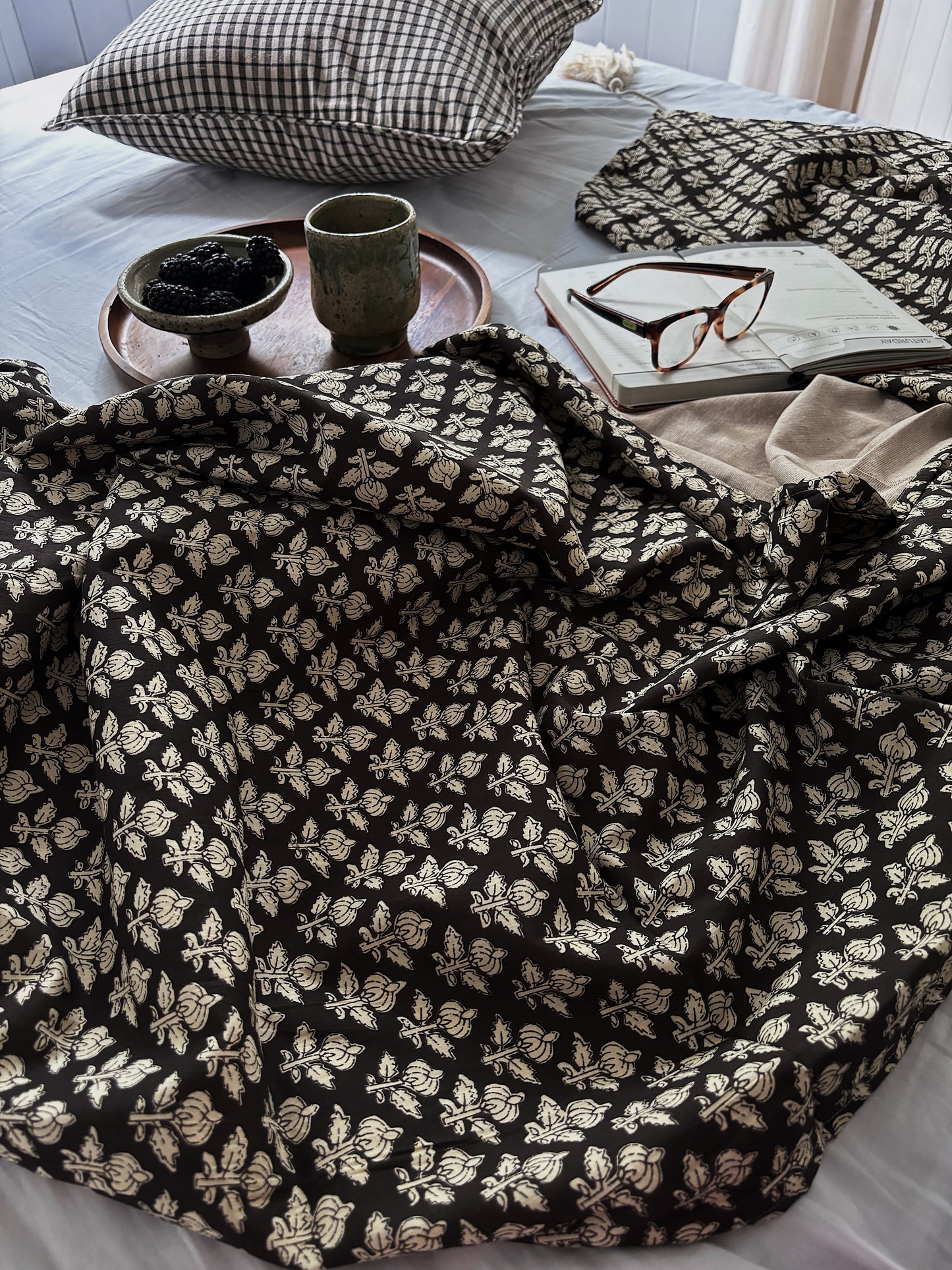 Amber Wildflowers Earthy Throw Bundle