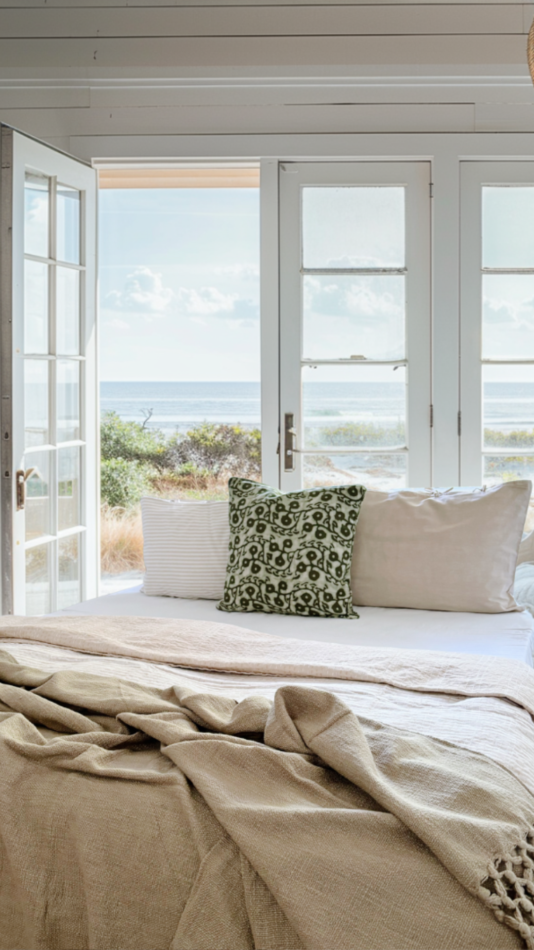 Sand Tassel Throw