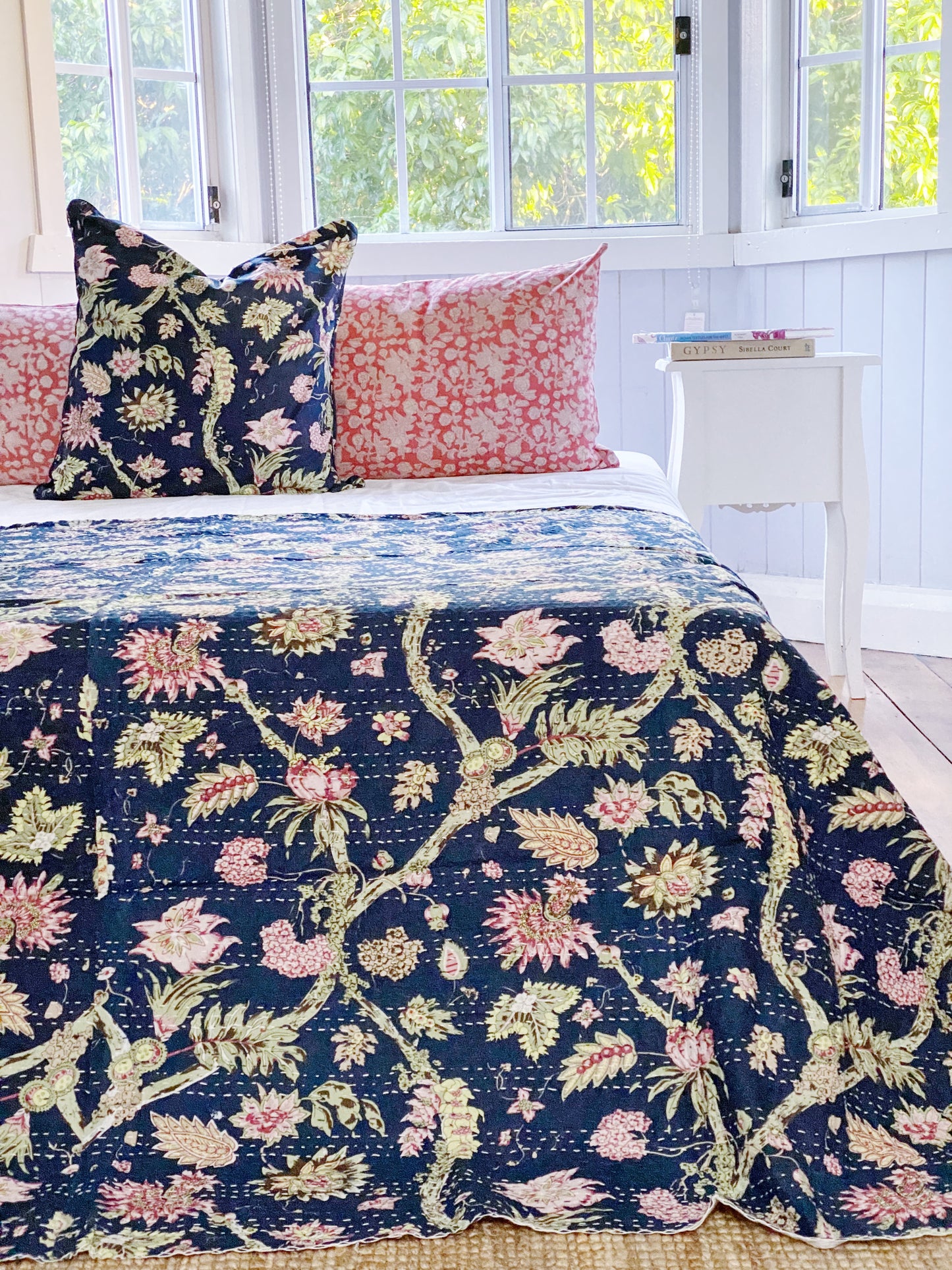 Navy Blue Jardin Kantha Quilt-Single size