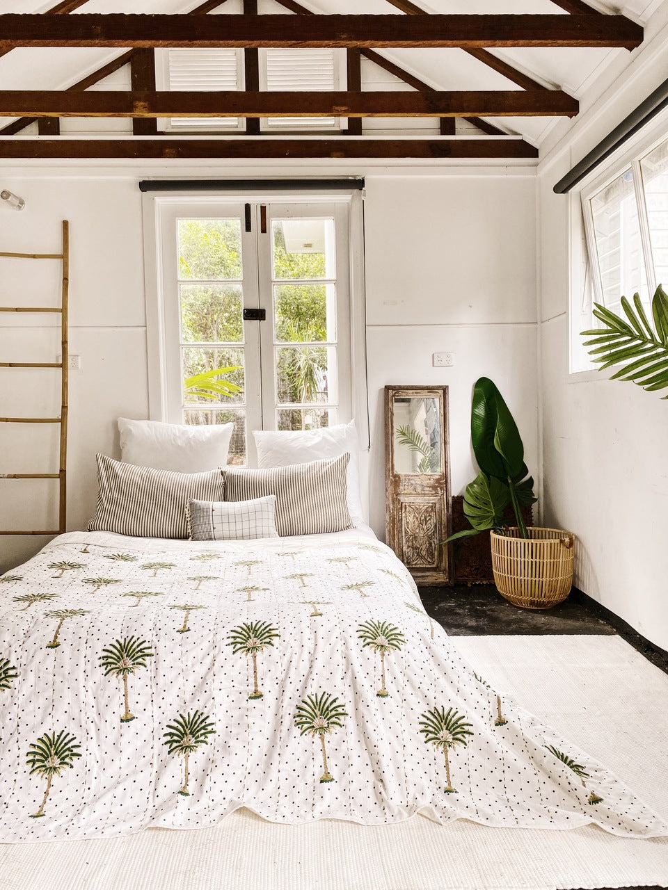 Polka Dot Palm Tree Summer Kantha Quilt Bundle ( single size)