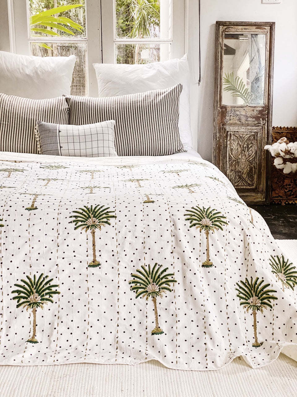 Polka Dot Palm Tree Summer Kantha Quilt Bundle ( single size)