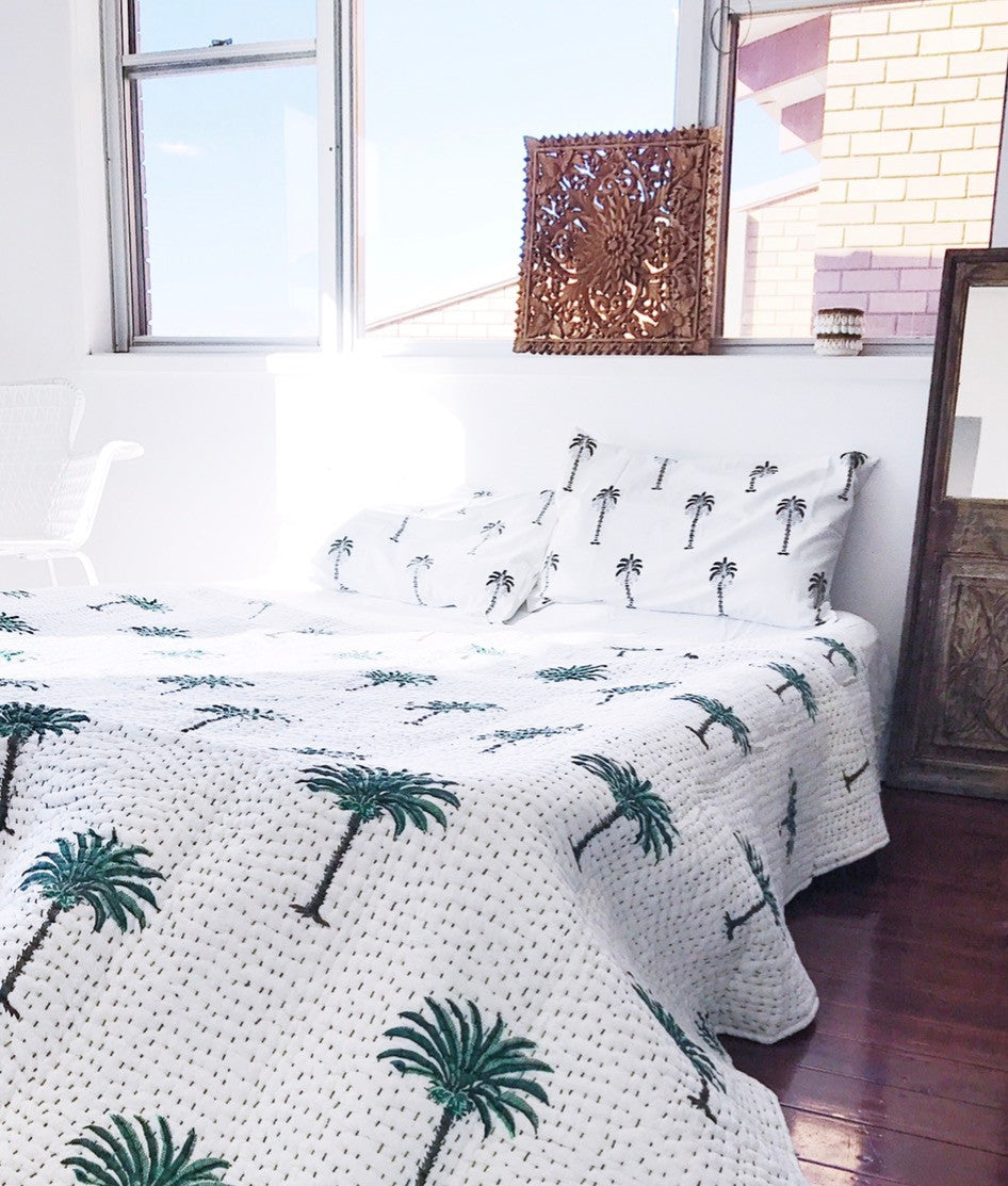 Tropical Palm Caribbean Quilt | Peacocks and Paisleys