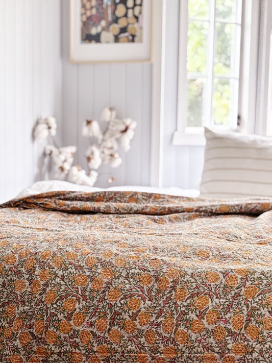 Ananas Tropicale Kantha Quilt
