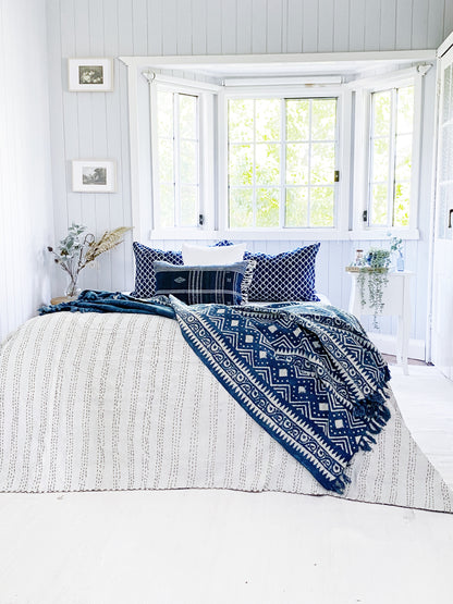 Normandie Coastal Hamptons Throw