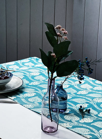 Pomegranate Vines Coastal Style Table Runner( 40x150)