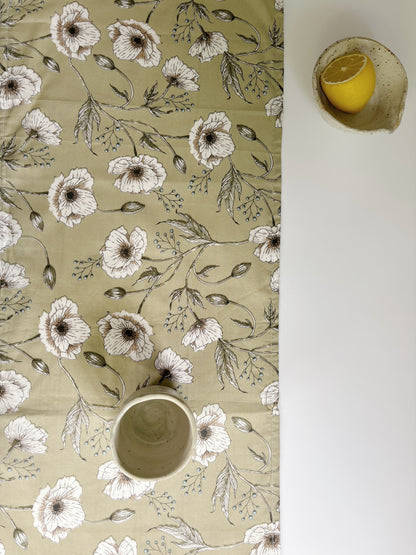 Adele Poppy Table Runner( 40x150)