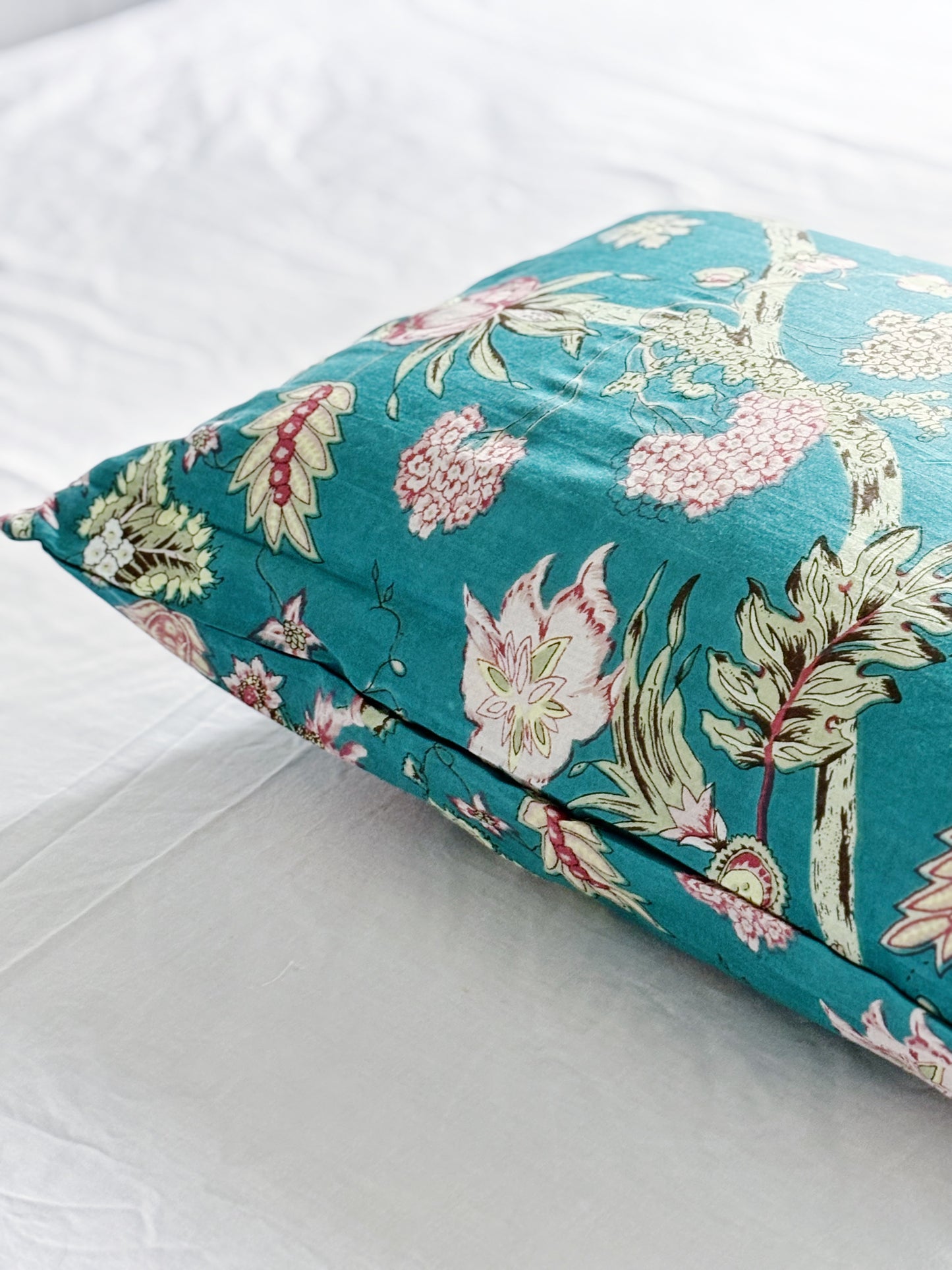 Le Jardin Lumbar Cushion Cover