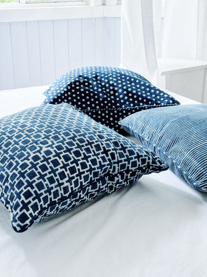 Indigo Tic Toc Cushion Cover