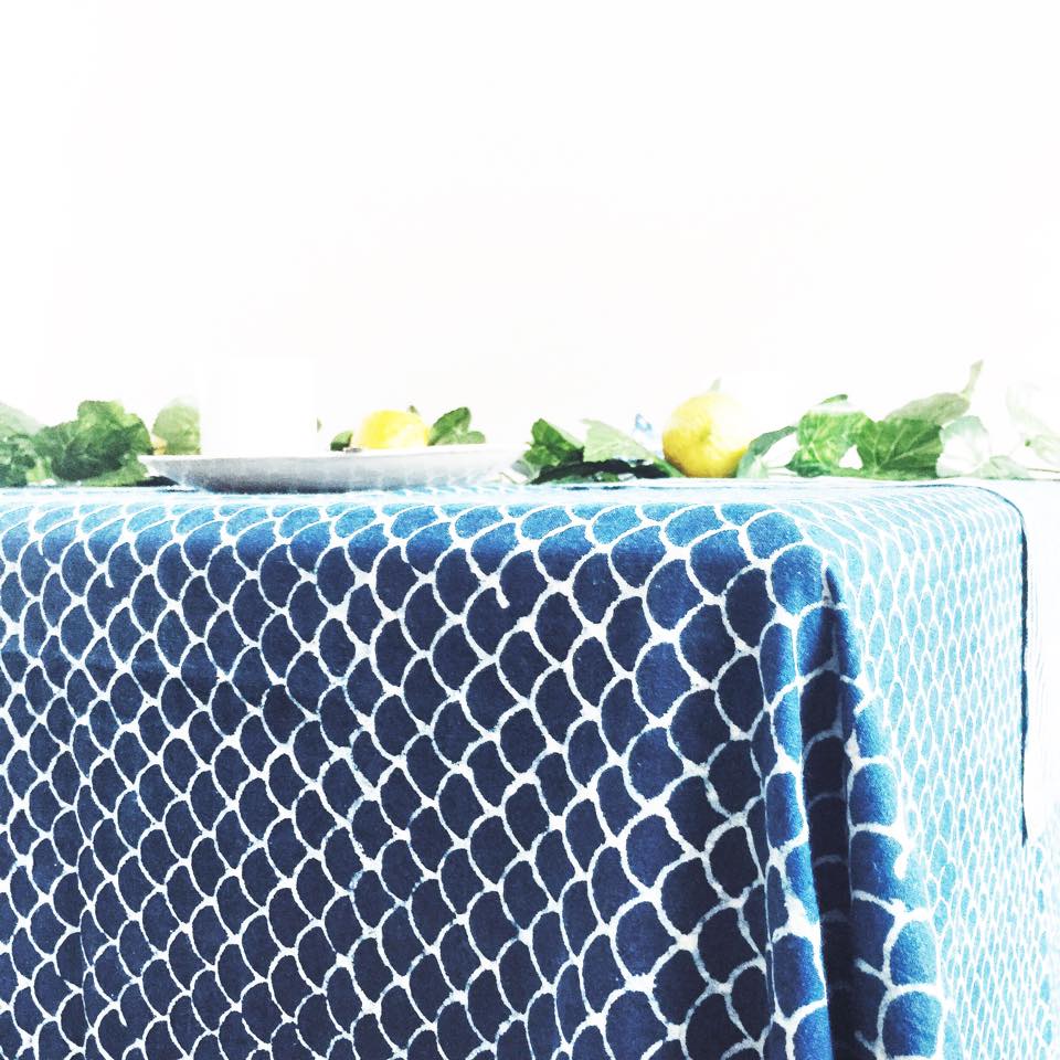 Indigo Fish Scales Tablecloth (180X275cm)