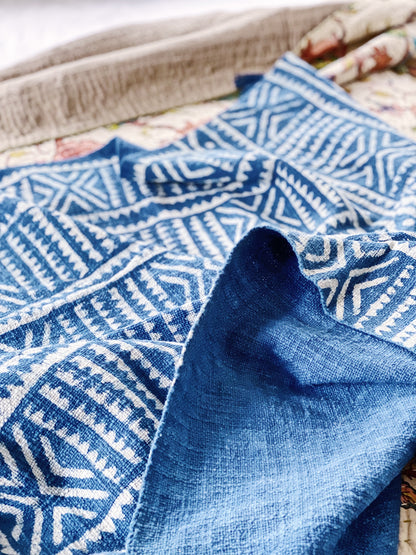 Beachhouse Shanti  Coastal Throw
