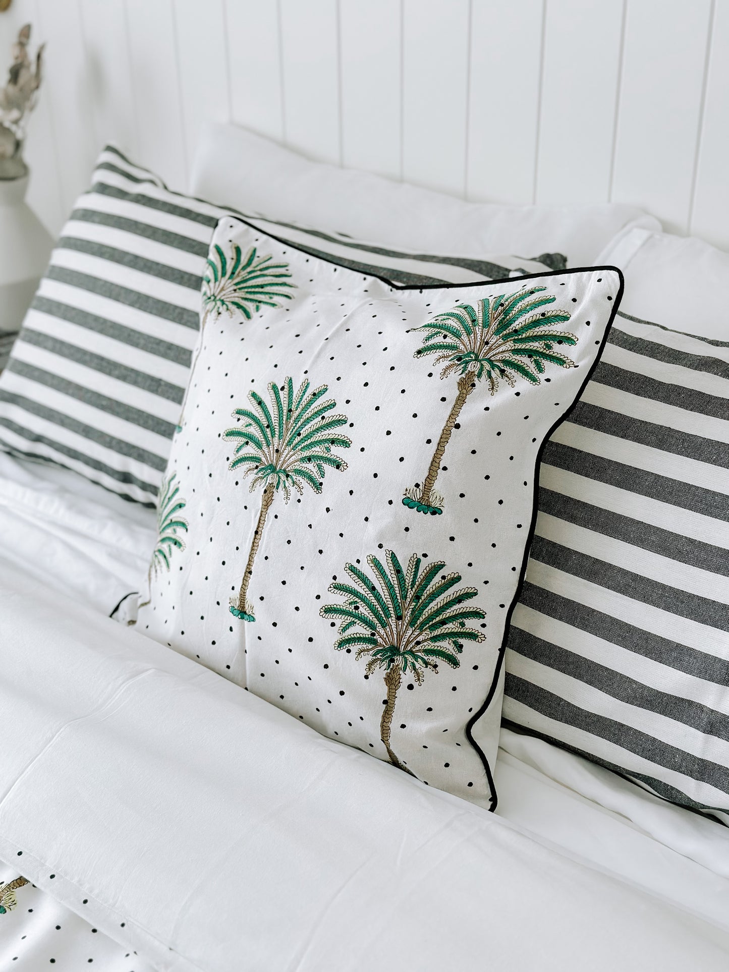 Polka Dot Palm Tree Quilt Cover Bundle